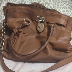 Michael Kors Tan Leather Shoulder Bag with Chain Strap